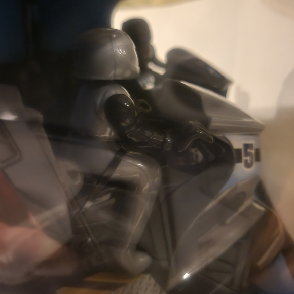 Sharper Image Remote Control Bumper Cars - Picture 5 of 11